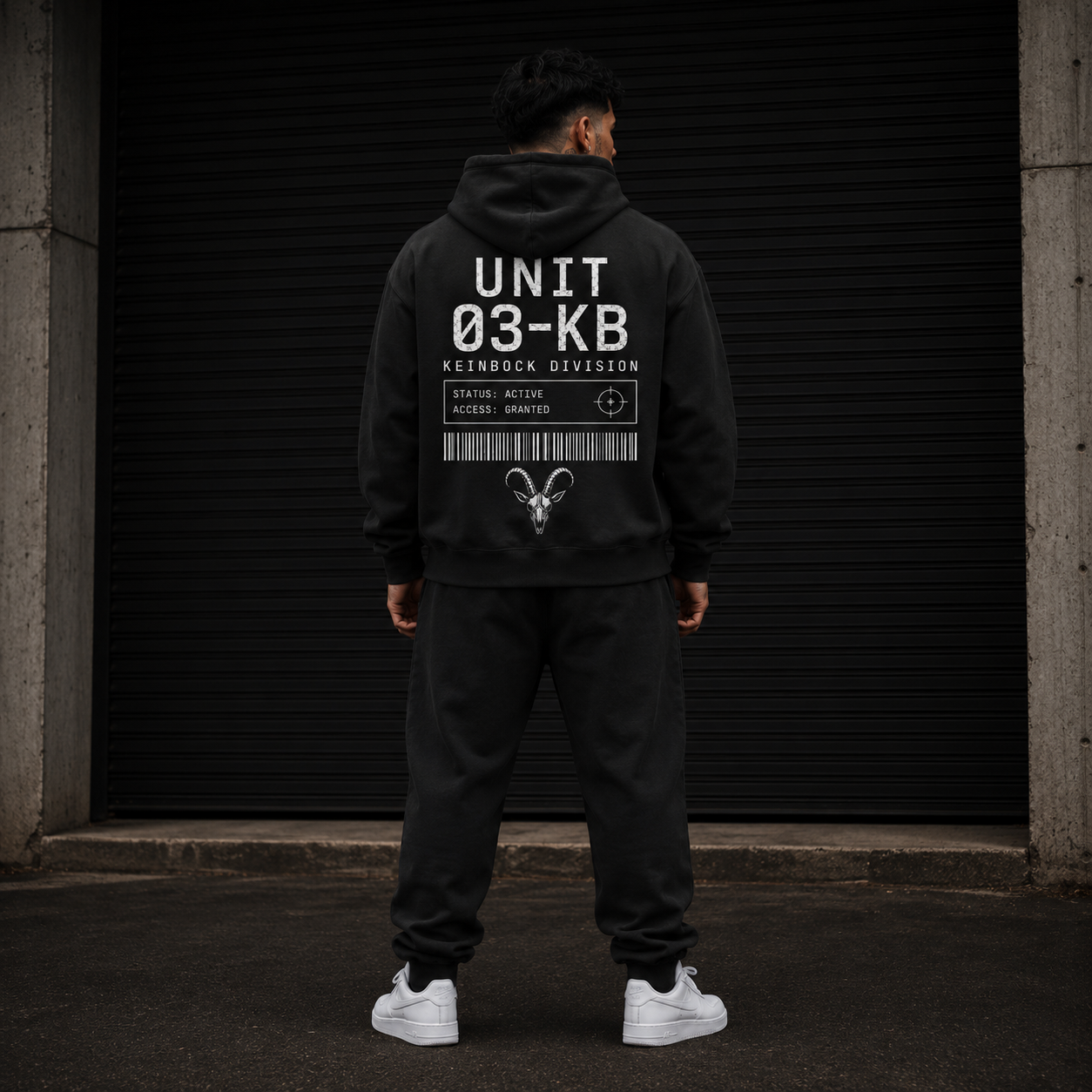 LIMITED 03 ZIP
