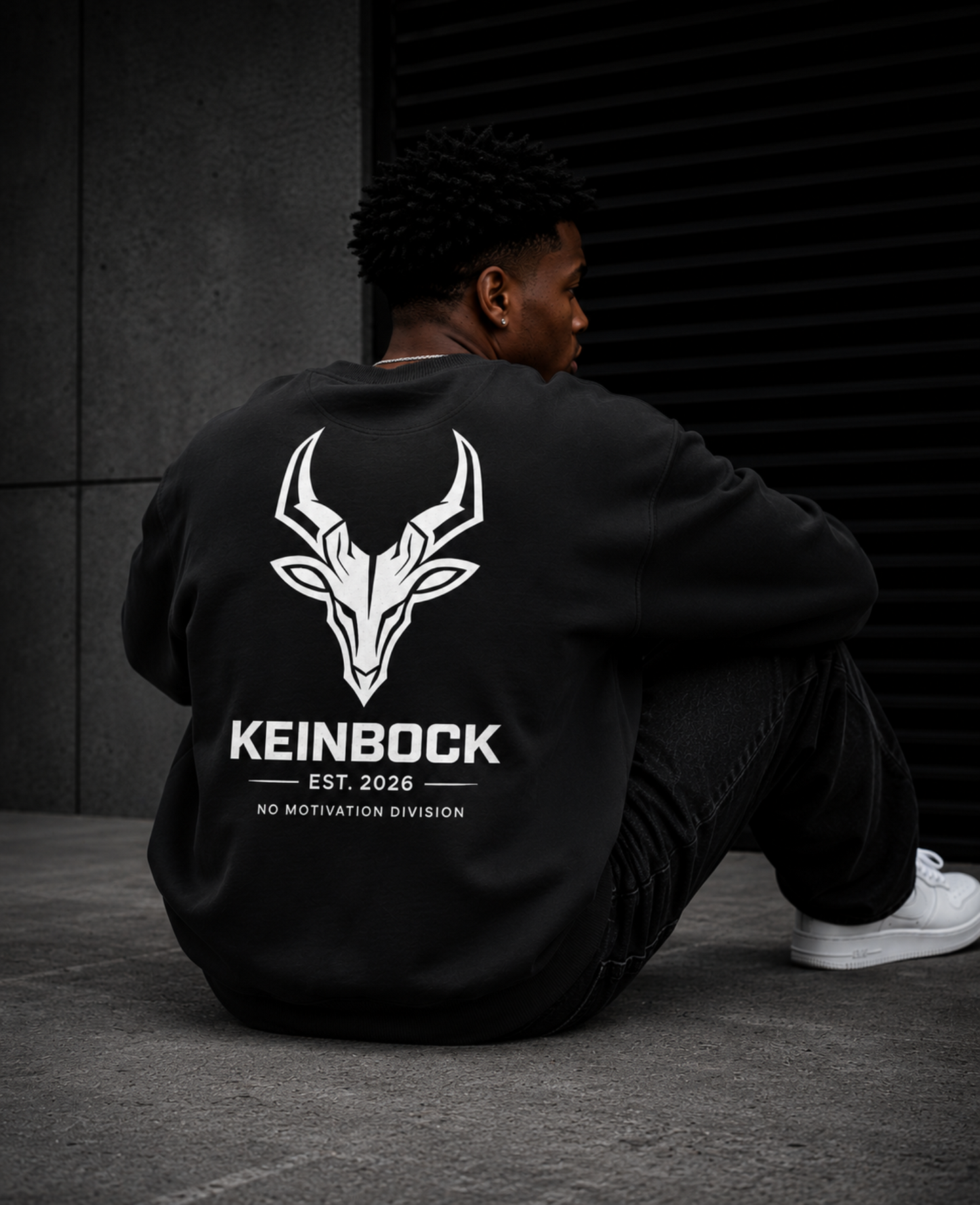CORE SWEATSHIRT