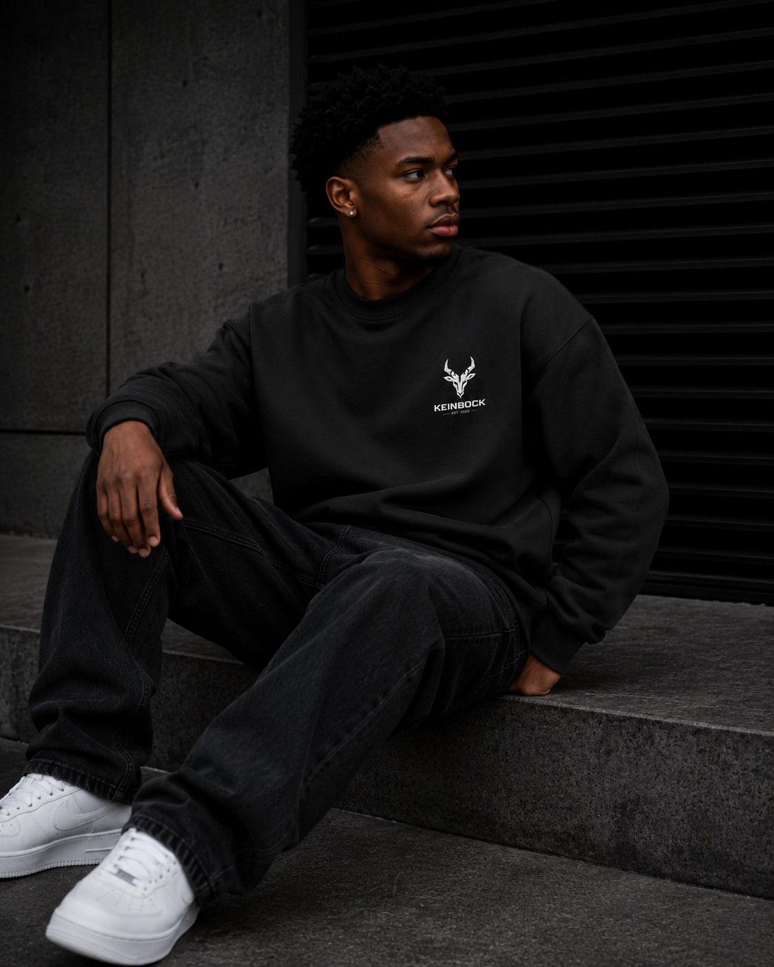 CORE SWEATSHIRT