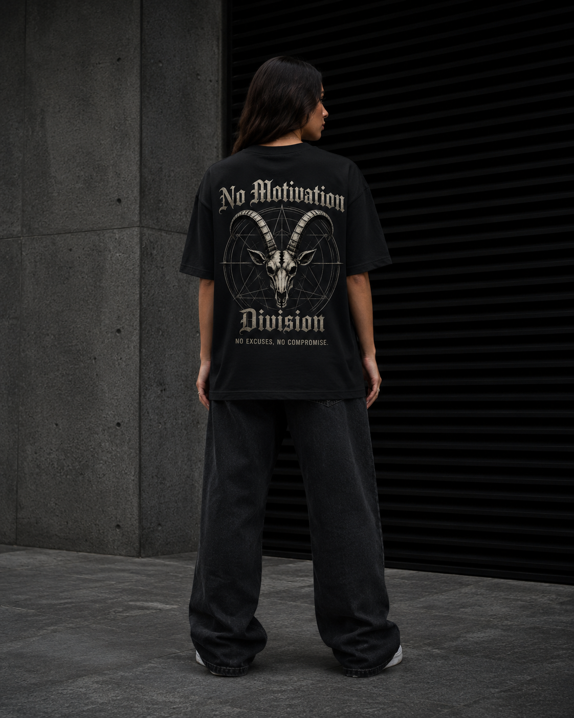 LIMITED 01 TEE