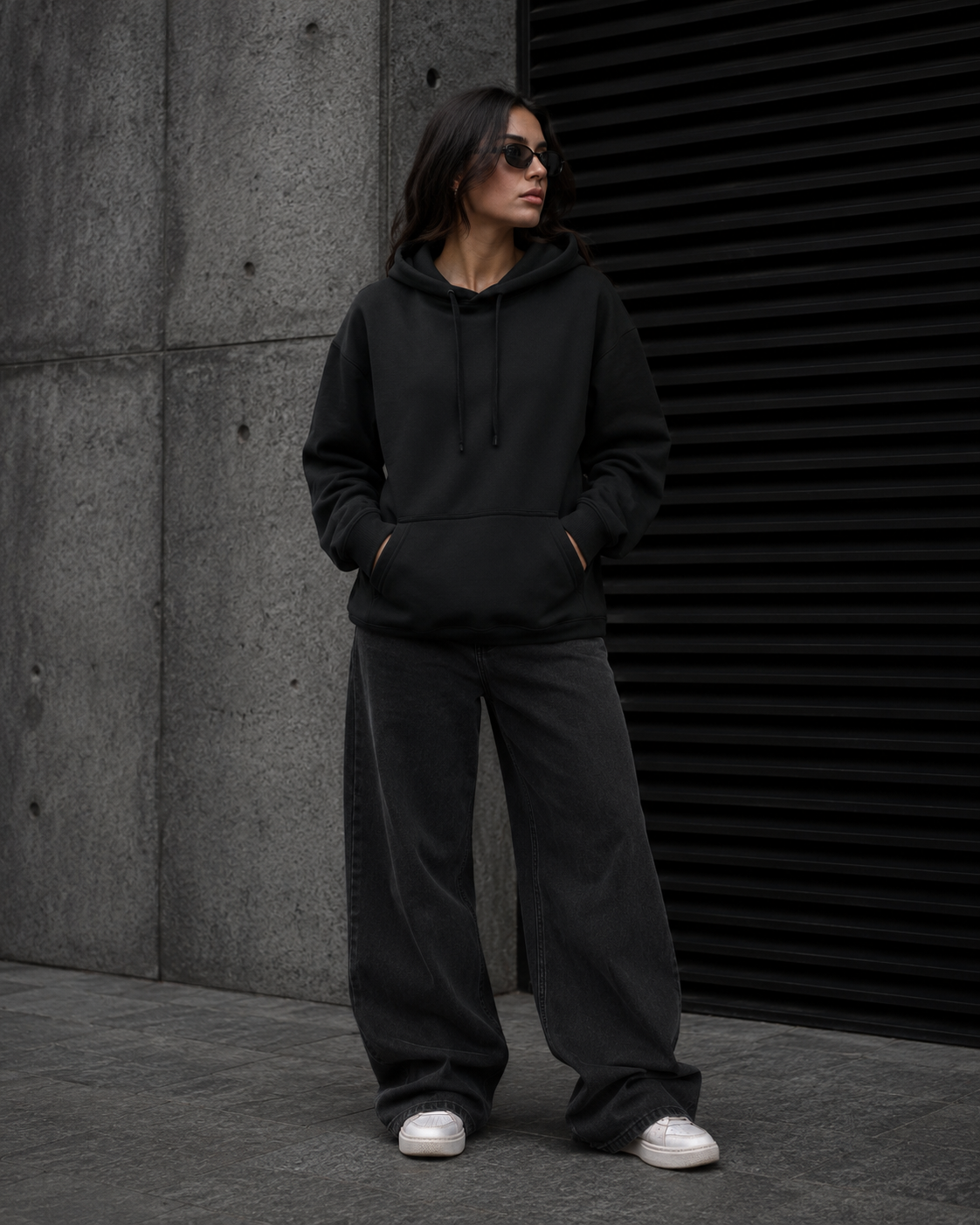 LIMITED 01 HOODIE